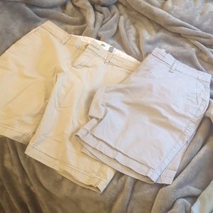 Old Navy Khaki Shorts 9"